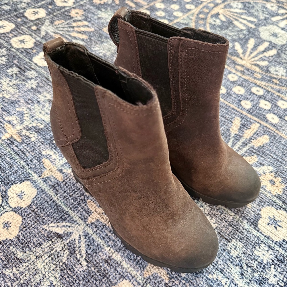 Sorel Chelsea Wedge Boots